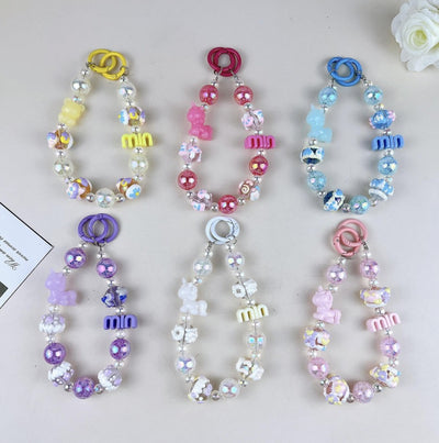 LLAVERO DE CUENTAS CON UNICORNIO Y LETRAS WA-18