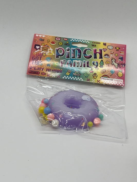 SQUEEZE PINCH FAMILY DONA CHICA A201917