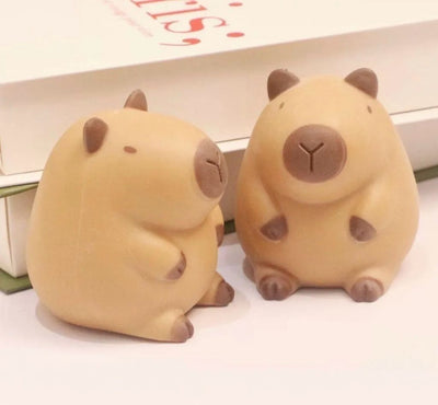 SQUEEZE CAPYBARA C/MALLA 25298-4211