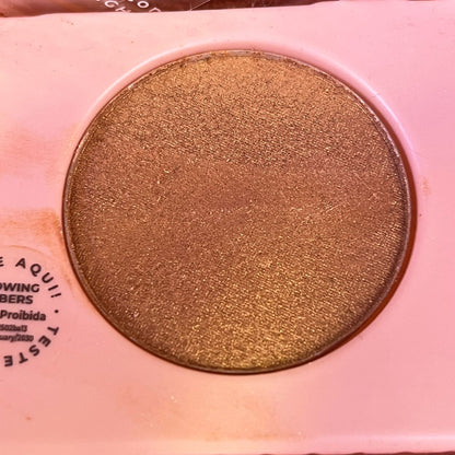 RUBY ROSE CELESTIAL SHINE ILUMINADOR HB-M701