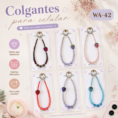LLAVERO COLGANTE C/FRUTILLA Y CRISTALES WA-42